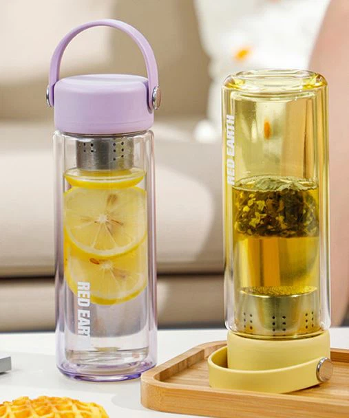 ग्लास पानी की बोतल